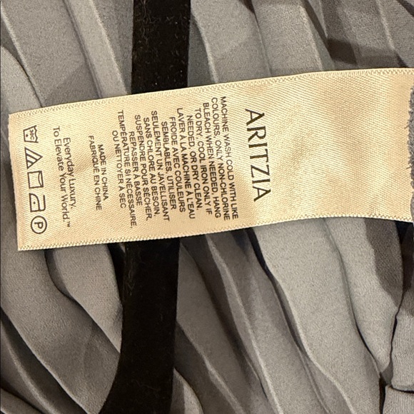 Aritzia Babaton Ladder Skirt Size M/L - Picture 7 of 11